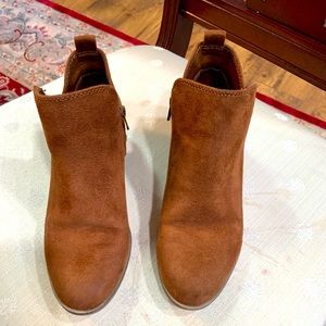 American Heritage suede leather booties, size 7 1/2 M, light brown